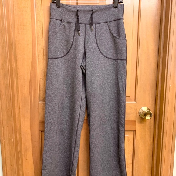 Lululemon grey wide leg pants, women’s sz 4 reg - Picture 1 of 5